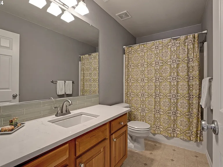 11868 NW Permian Ct — Photo 17