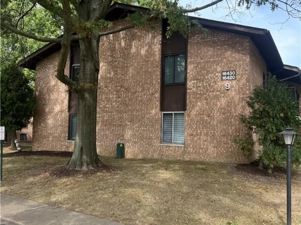 16430 Heather Ln APT 204, Cleveland, OH 44130