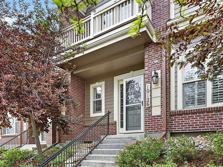 10126 Ridgegate Cir — Photo 1