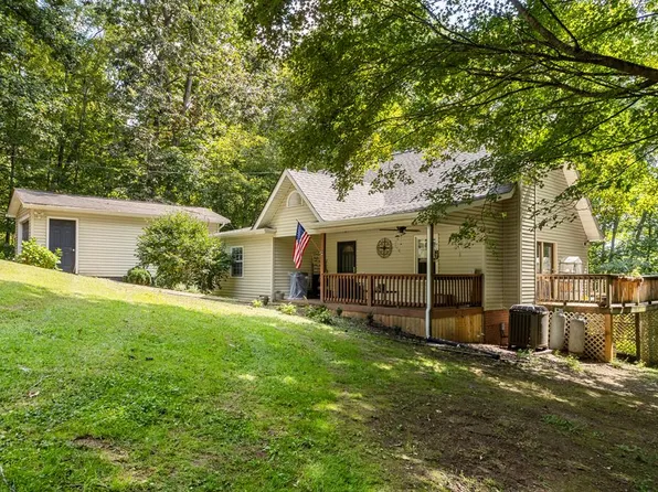 16131 Pocahontas Trl, Meadowview, VA 24361