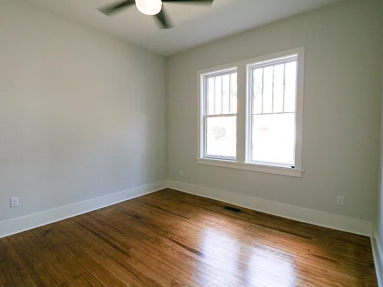 218 E Shotwell St #2 — Photo 8