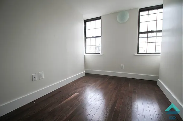 Rented by EXR | media 11