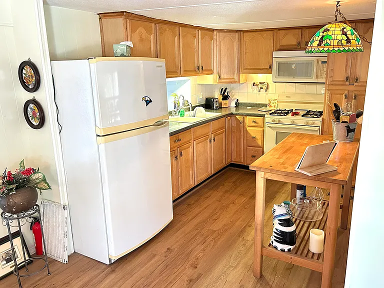 425 E Bougainvillea Dr — Photo 27