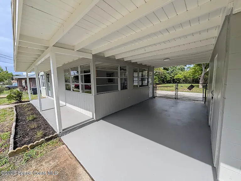 1585 Barna Ave — Photo 11
