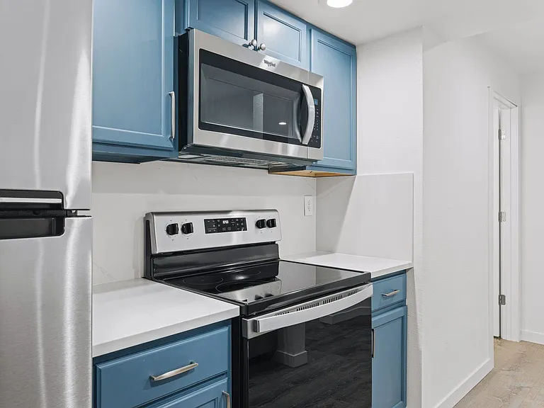 14620 NE 31st St #E304 — Photo 9
