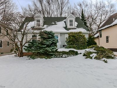 1307 Summit Dr, Mayfield Heights, OH, 44124