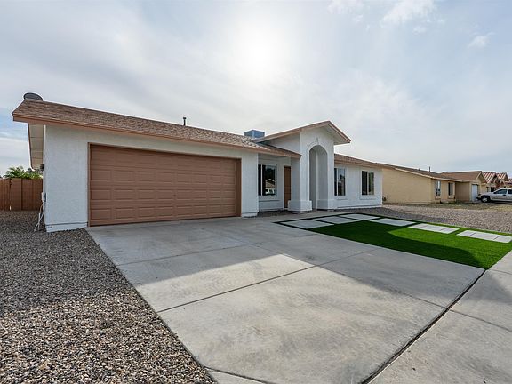 4th image of 11453 E 26th Ln
