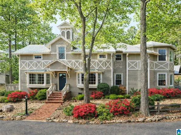 1300 Booger Holw, Anniston, AL 36207