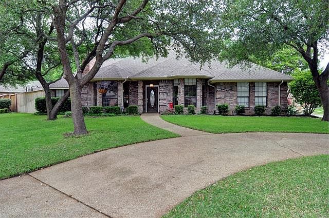 1st image of 6721 Castle Creek Dr
