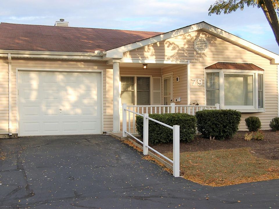 1st image of 79 Schroder Ln Unit 13