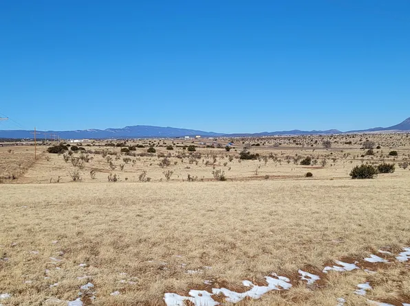 2300 E Us Route 66, Edgewood, NM 87015