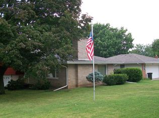 4012 Larson Ave, Rockford, IL 61108