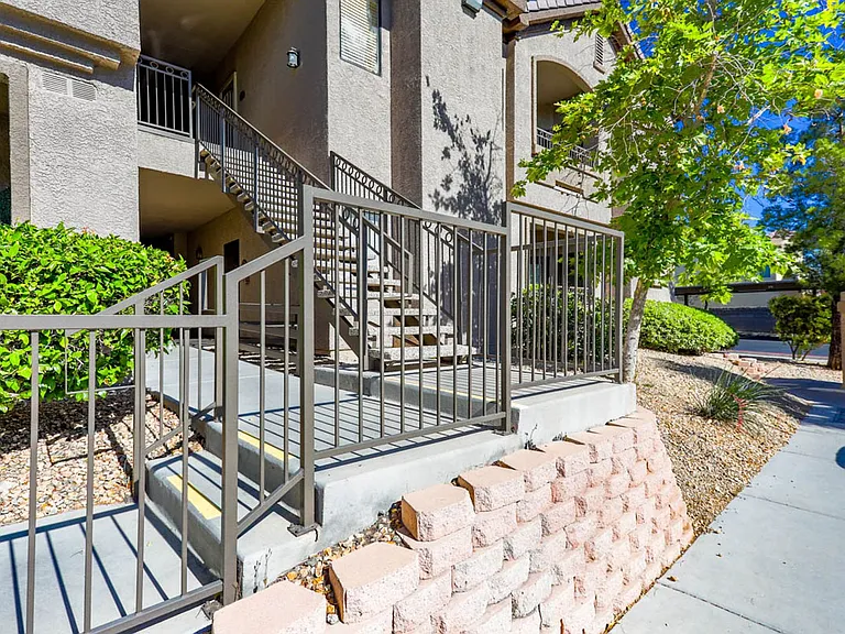 8250 N Grand Canyon Dr #1100 — Photo 3