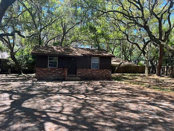 2nd image of 947 Don Dr