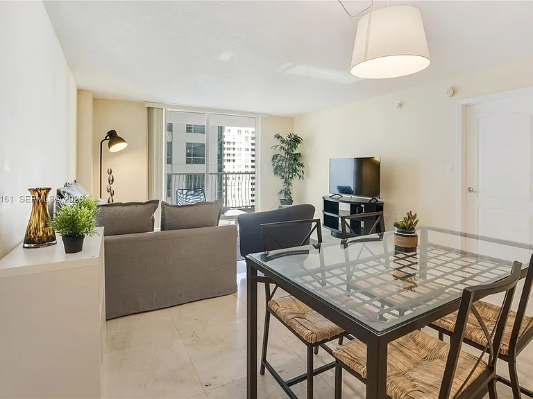 1200 Brickell Bay Dr #2806 — Photo 6