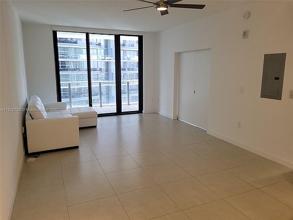 5th image of 1010 Brickell Ave #4807R