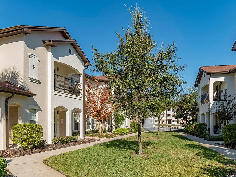 Tuscan Reserve Apartments — Photo 48