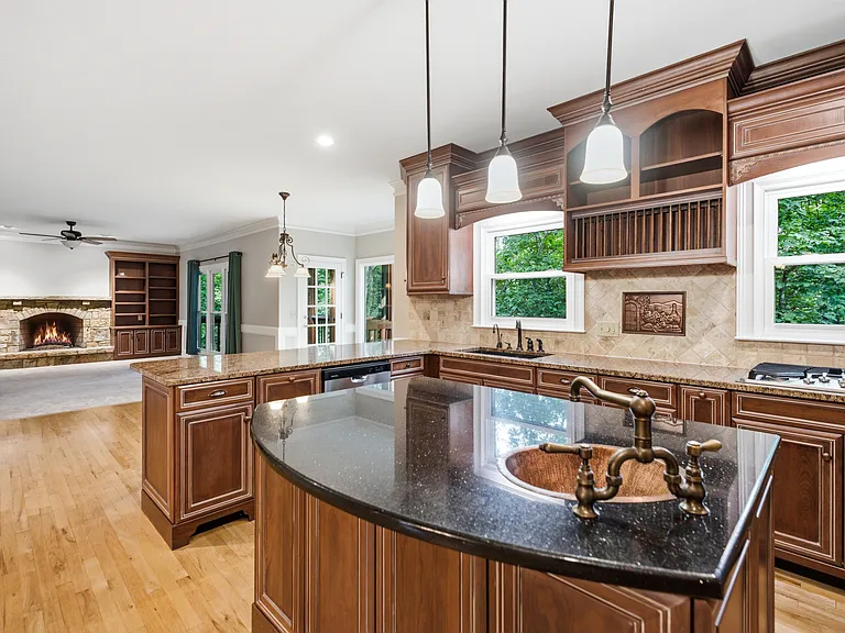 5525A Hampstead Way — Photo 51