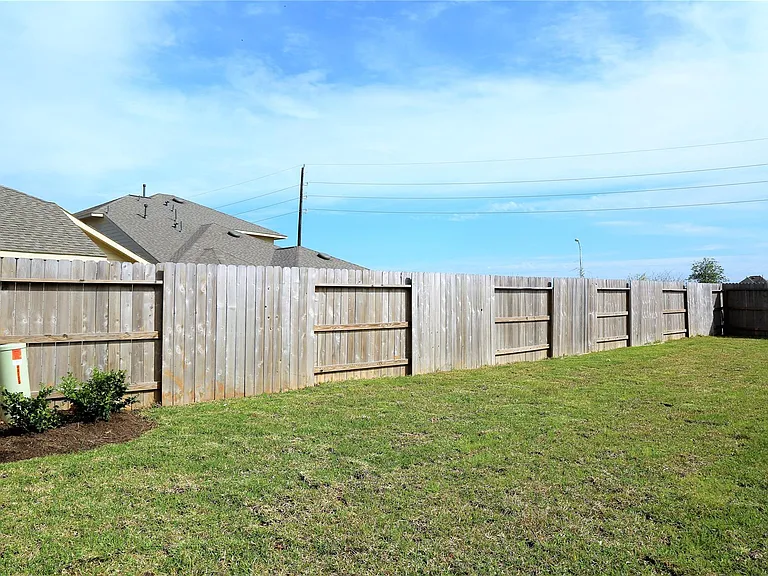 8139 Fairfield Manor Way — Photo 34