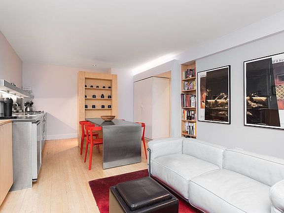 4th image of 82 Irving Pl APT 2A