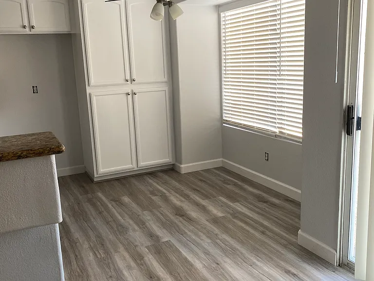 312 Montcliff Ave — Photo 3