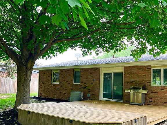 3rd image of 4238 Denton Dr