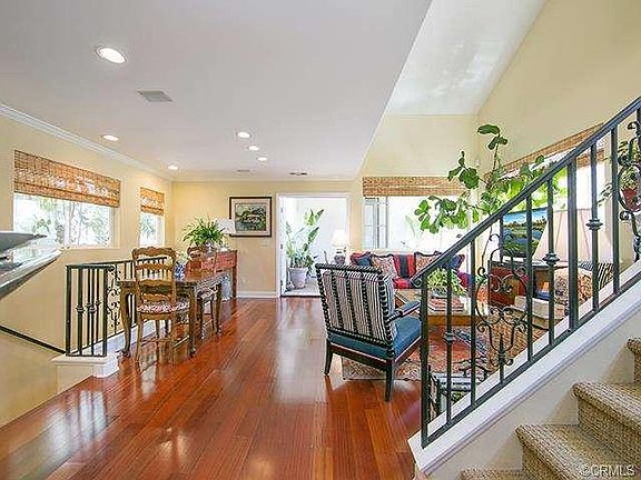 4th image of 441 Begonia Ave