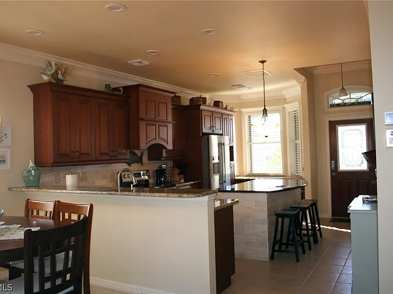 20719 Kaidon Ln — Photo 3