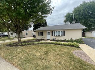 7514 Mildred Rd, Machesney Park, IL 61115