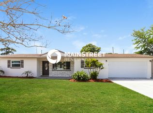 8828 Robin Rd, Seminole, FL 33777