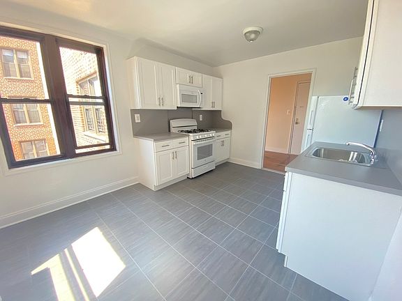 3rd image of 144-45 35th Ave #S4