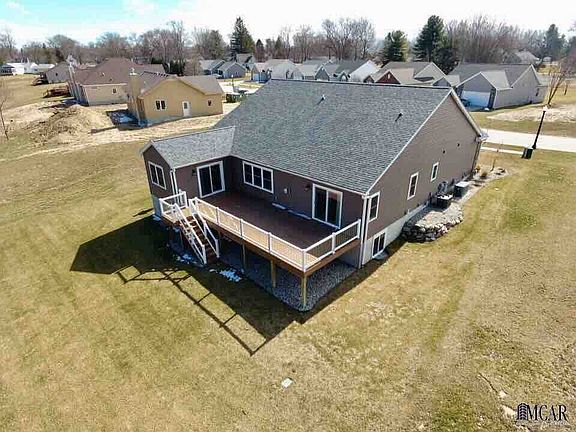 4th image of 172 River Dale Dr