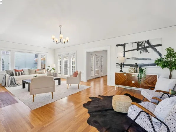 3244 Fernside Blvd, Alameda, CA 94501