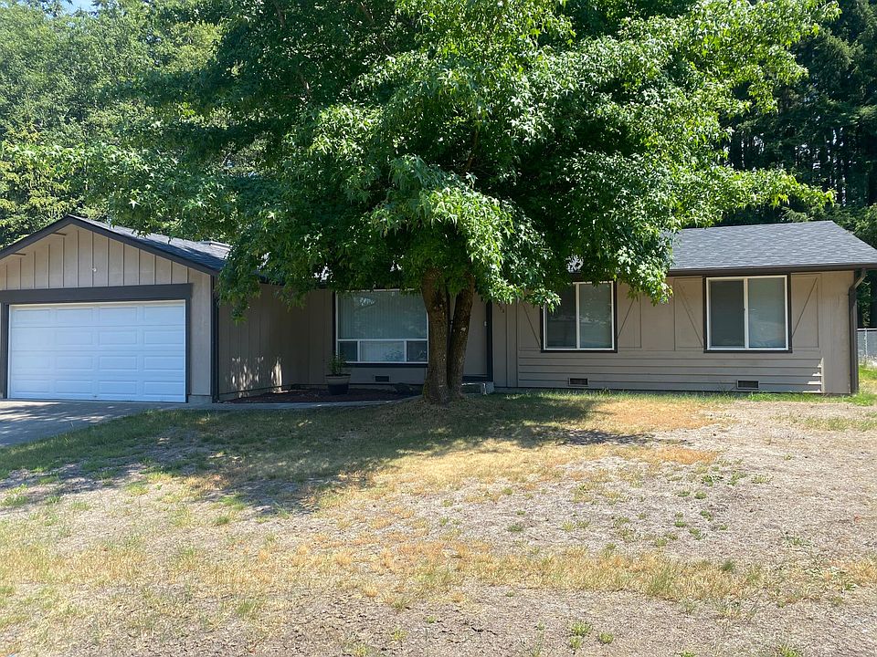 1st image of 3805 Celeste Ct SE