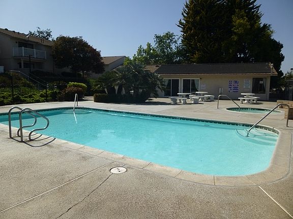 5th image of 3460 Santa Maria Way Unit 201E