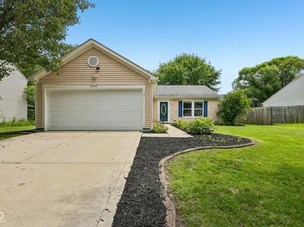 19322 Tradewinds Dr, Noblesville, IN 46062
