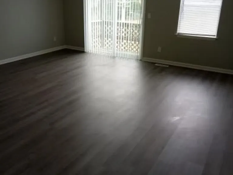 Poplar Point Apartments! — Photo 3