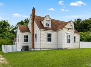1100 Northdale Ave, Saint Louis, MO 63138