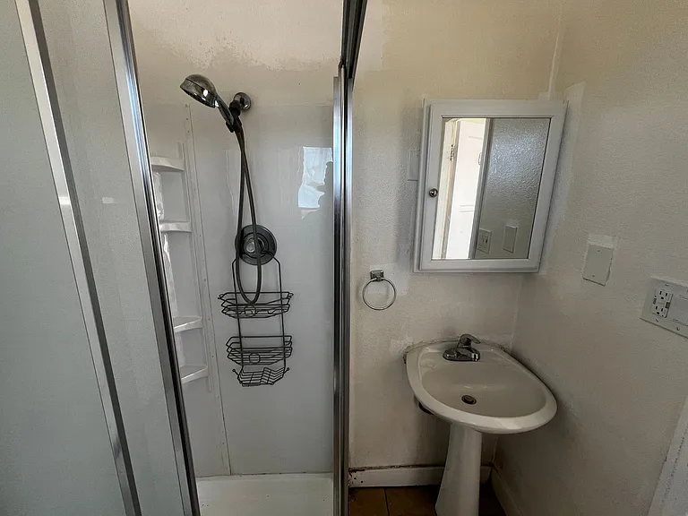 6104 Chia Ave — Photo 26