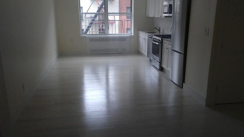 2nd image of 1463 Hicks St APT 2