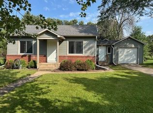 5540 County Rd W, Bancroft, WI 54921