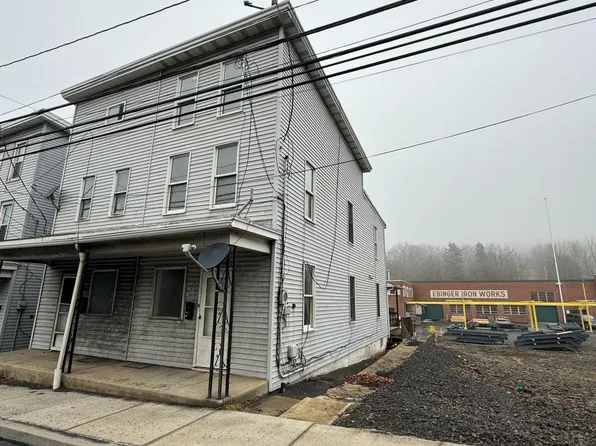 12 Center Ave, Schuylkill Haven, PA 17972