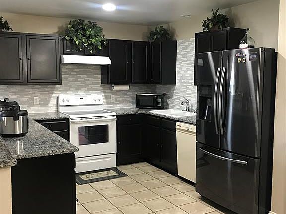 2nd image of 3506 Mojave Dr