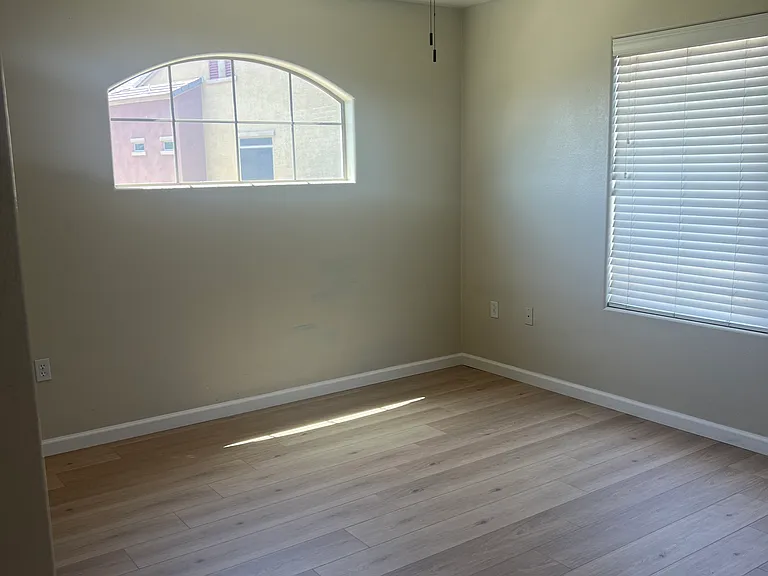 1350 S Greenfield Rd #1032 — Photo 8