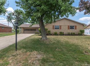 4464 Berquist Dr, Dayton, OH 45426