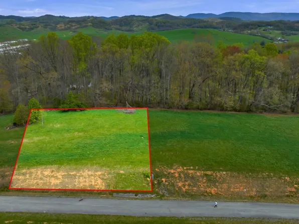 Northwoods Trl #13, Abingdon, VA 24210