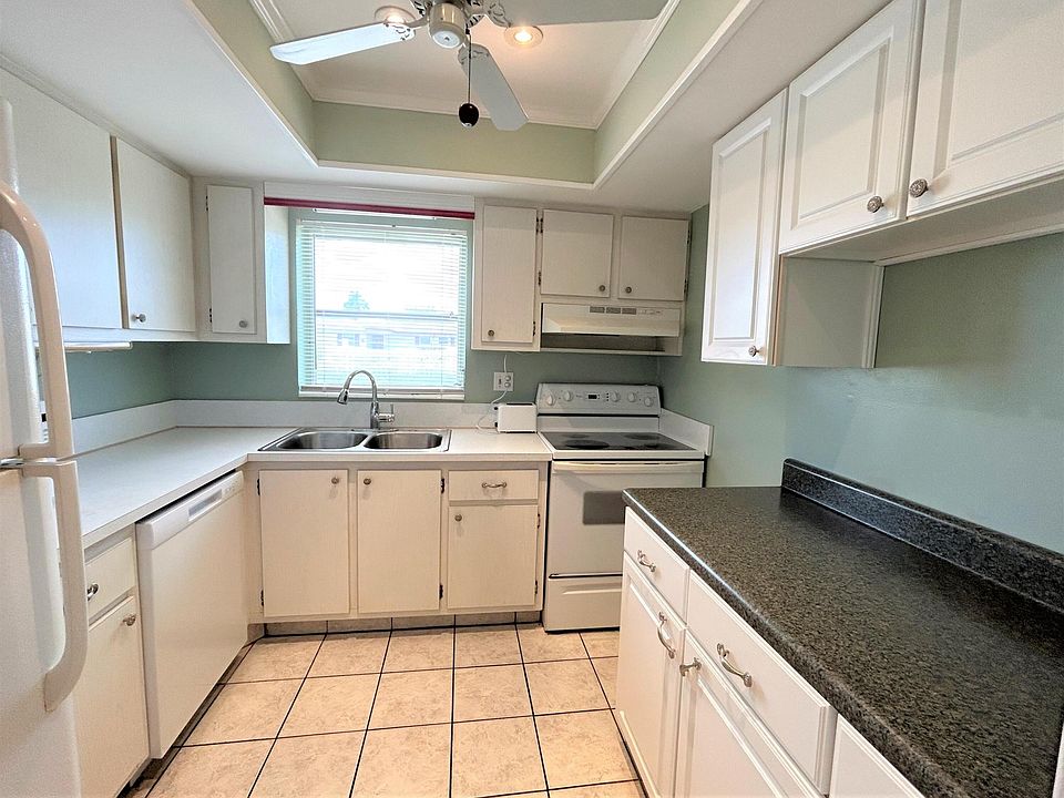 1st image of 2631 Barkley Drive W #D