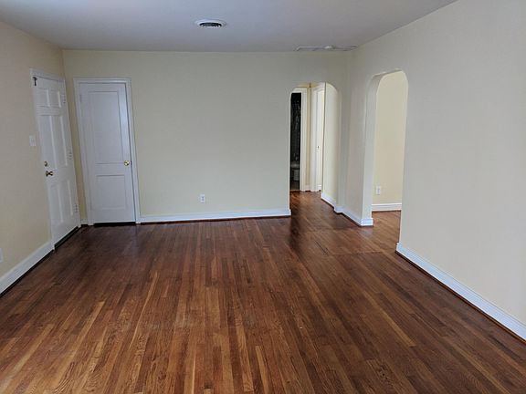 Living Room W/ Hardwood Floors