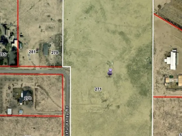 271 Peaceful Valley Rd, Roswell, NM 88201