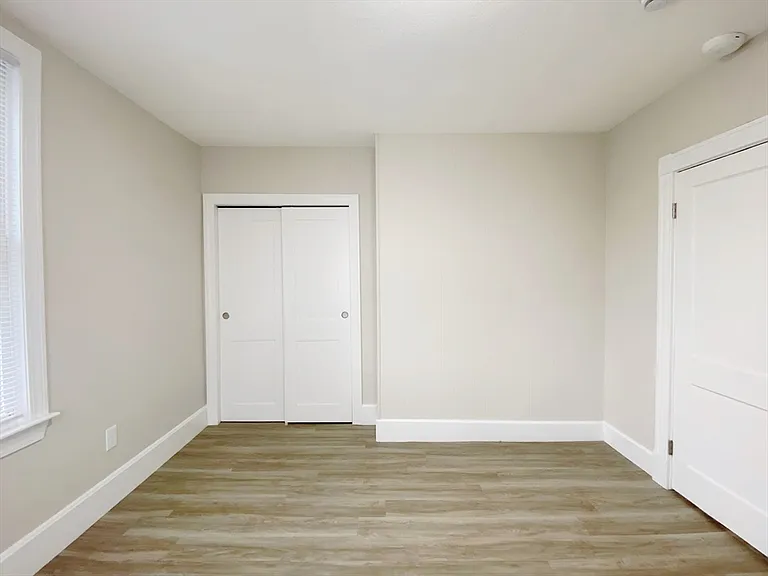 Jones Rd — Photo 10